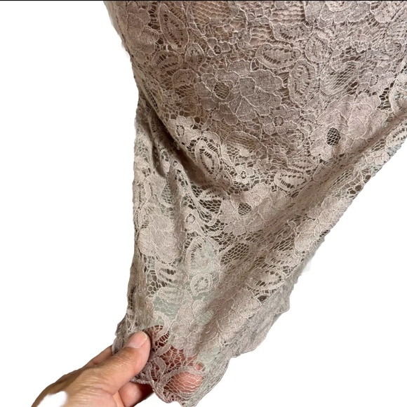BCBGMAXAZRIA Lace Sheath Dress Sz 2 Taupe Nude Elegant Cocktail sexy - Picture 12 of 12